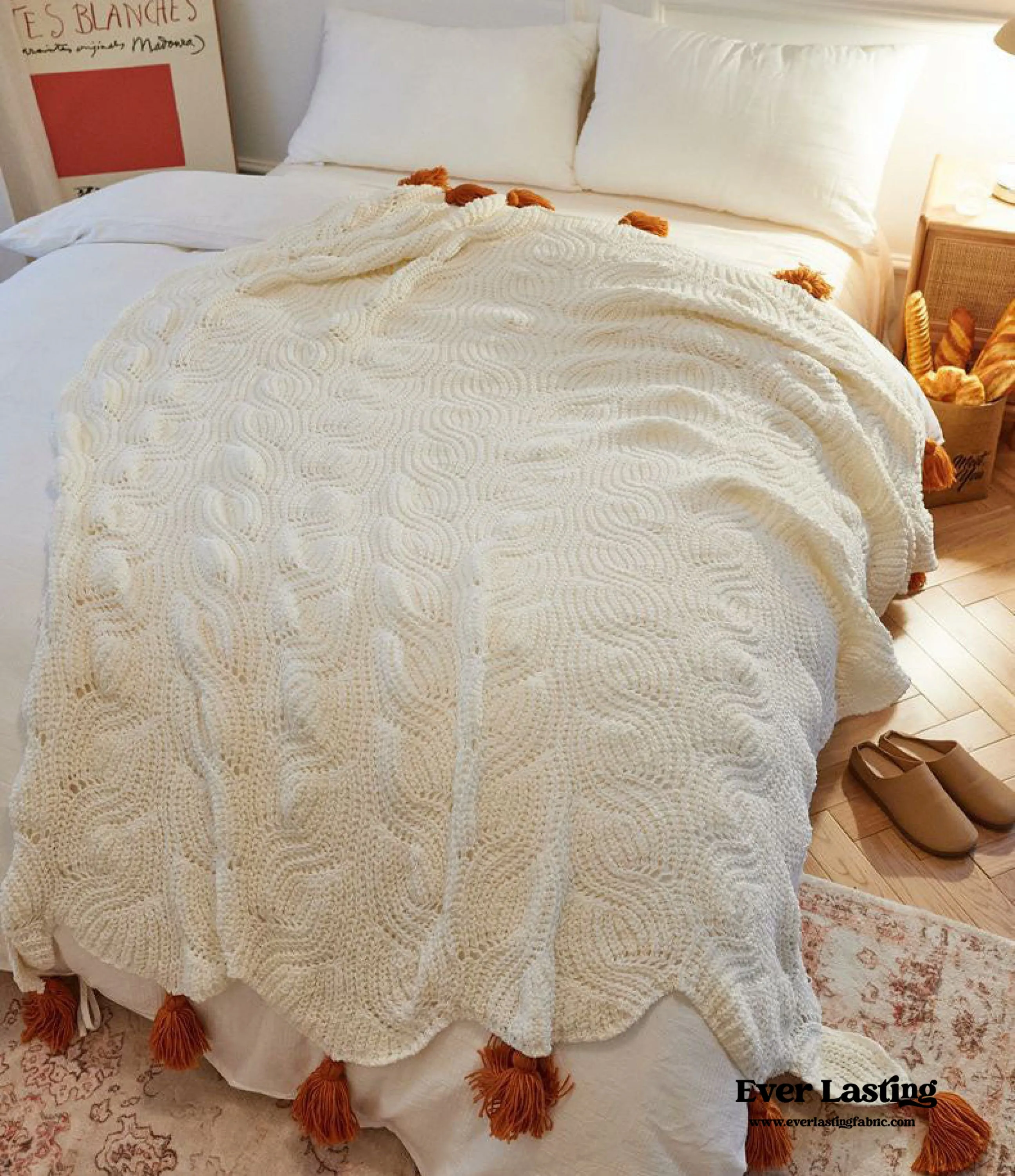 Cozy Knit Pom Pom Blanket / White   Orange